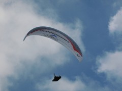 Andreas Malecki fliegt den neuen Boomerang 5 :: &copy; Martin Speis