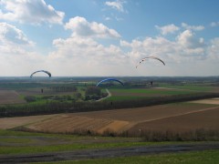 Jörg, Chris und Hardy soaren an der Halde Norddeutschland :: © Martin Speis
