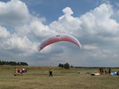 Hans Bausenwein startet mit seinem Ozone Mantra R10.3 :: &copy; Martin Speis